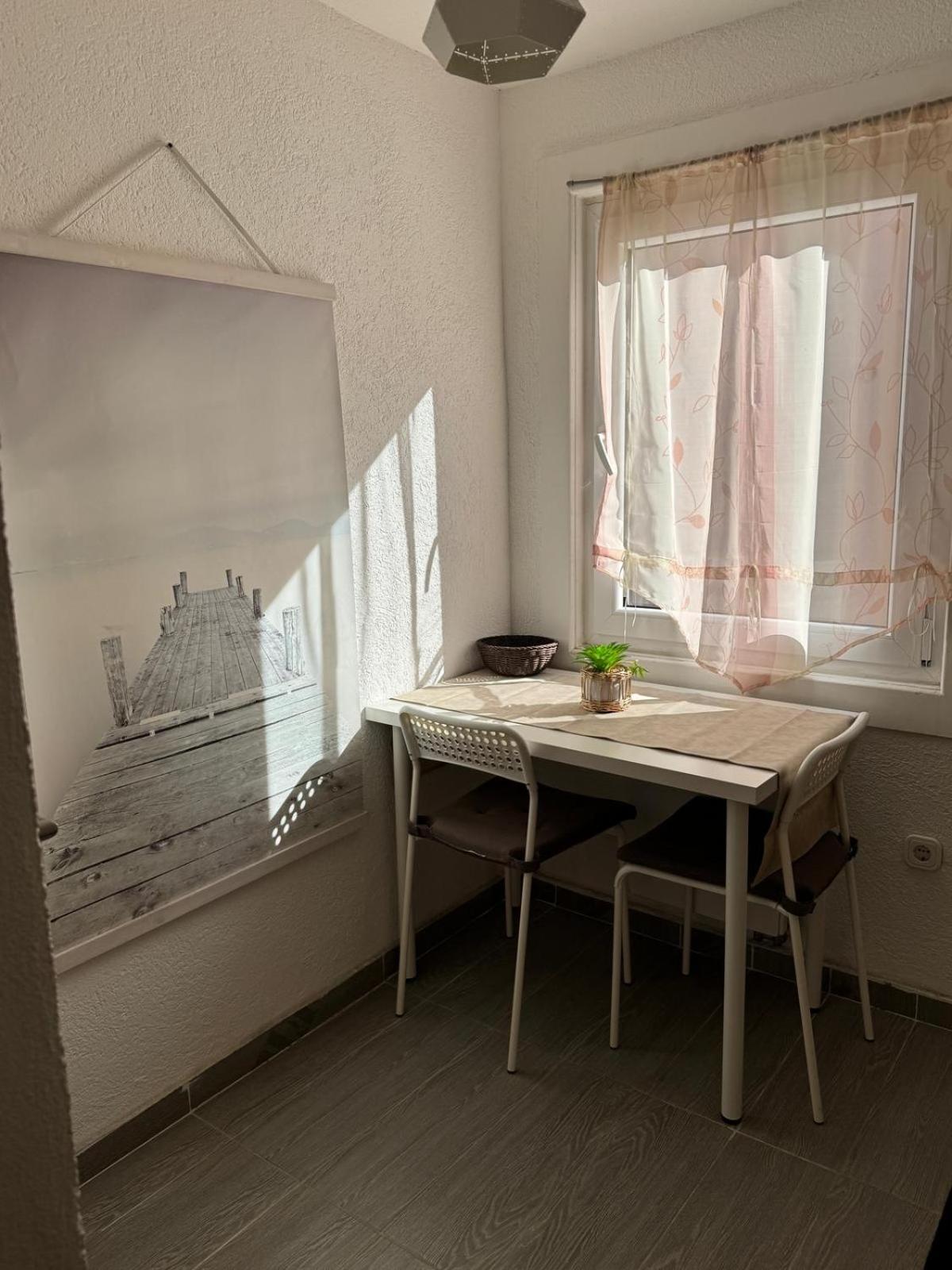 M & E Apartment