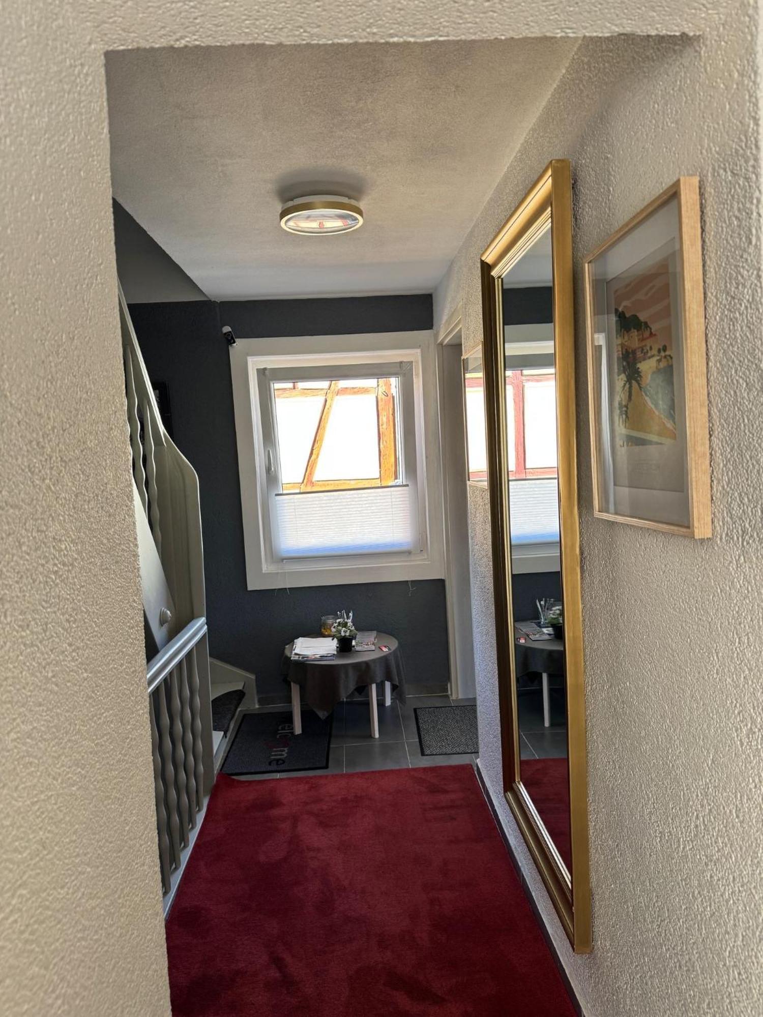 Apartment M&e