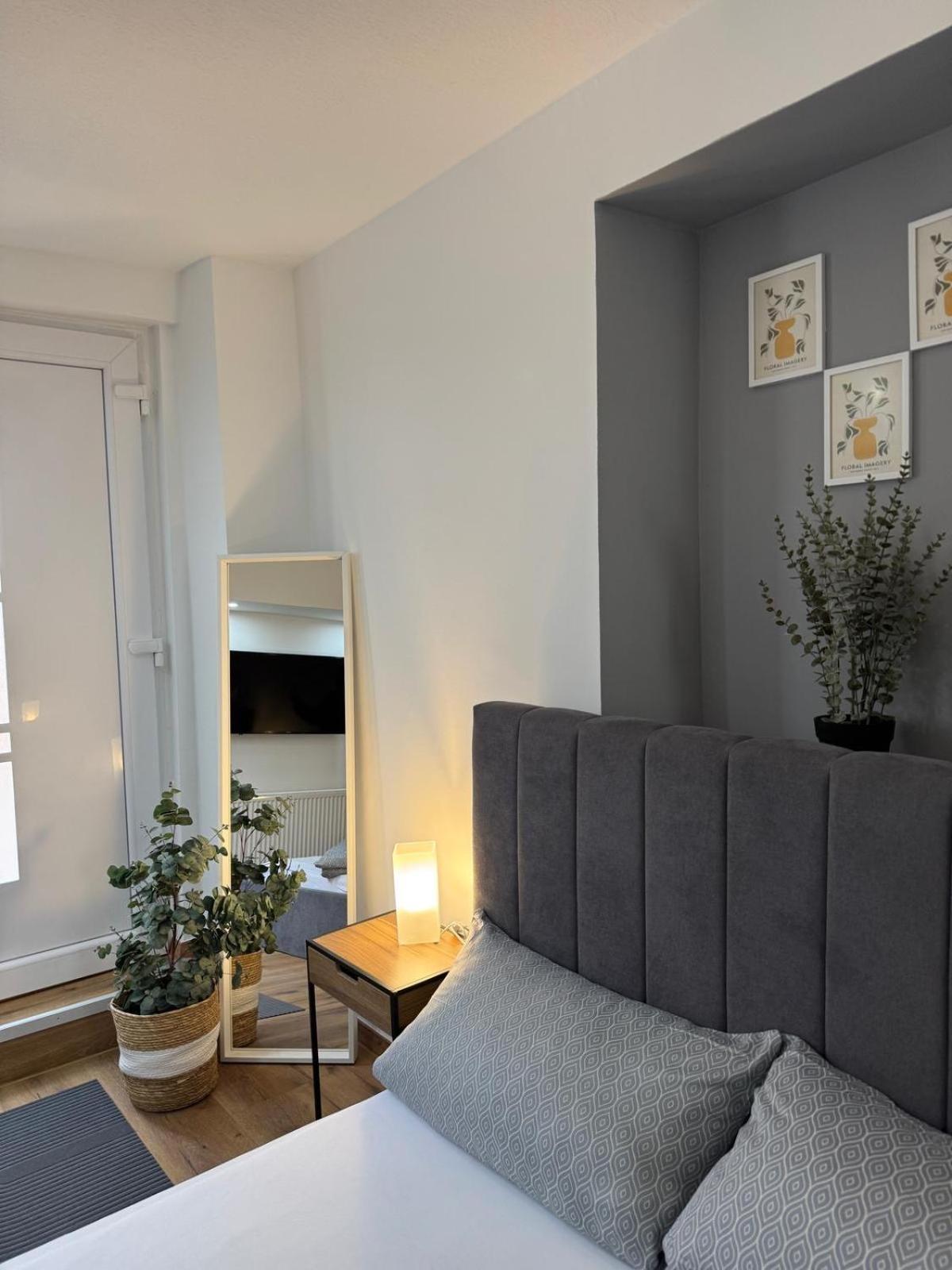 M & E Bad Mergentheim