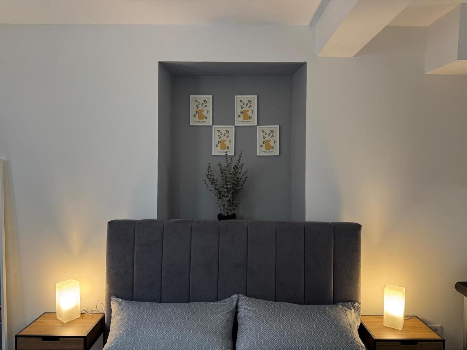 Apartment M & E *